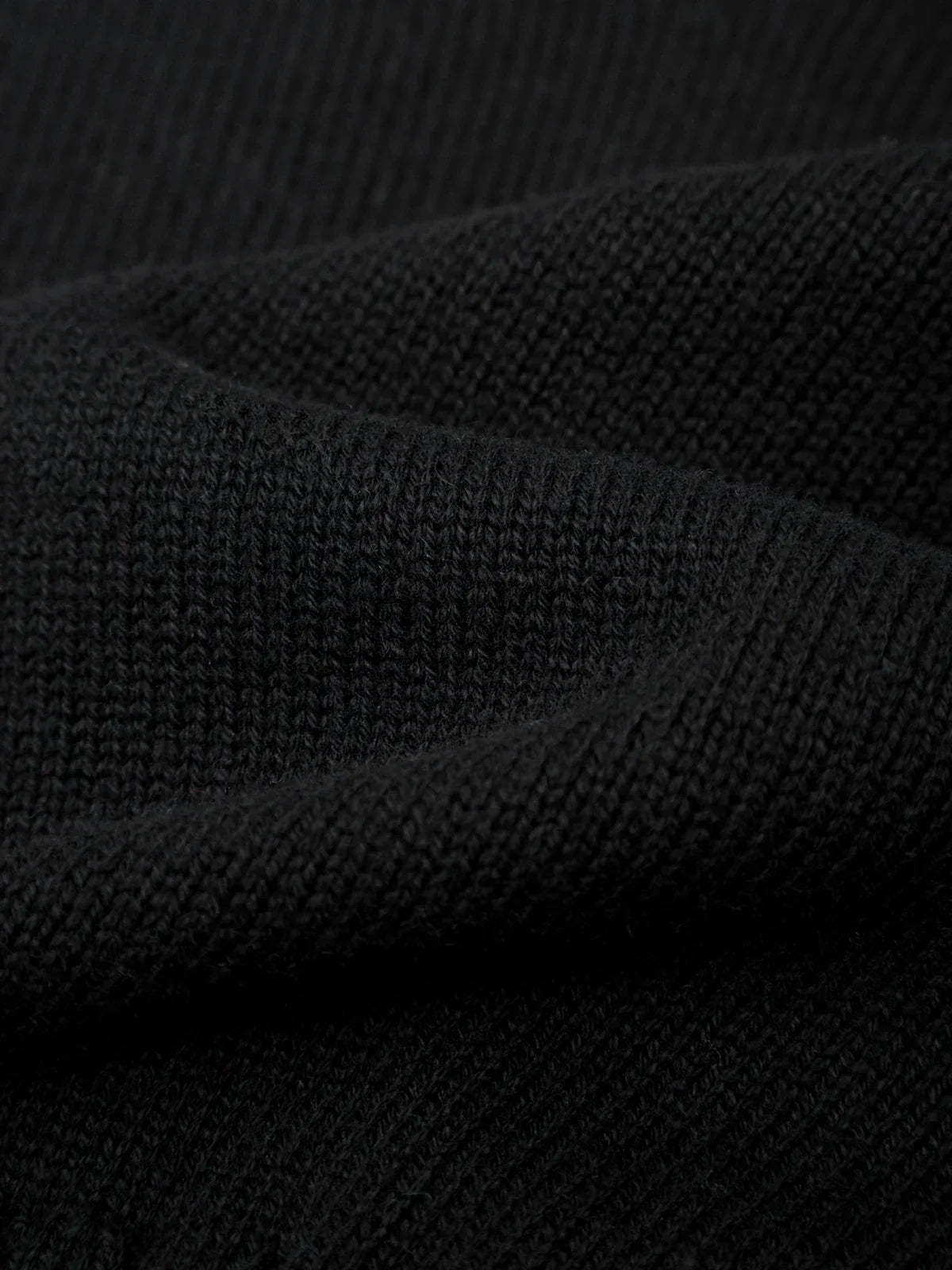 VIRGINIA V NECK PULLOVER