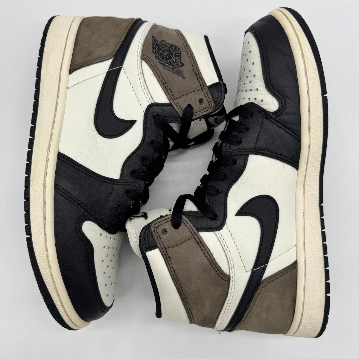 Jordan 1 High Dark Mocha