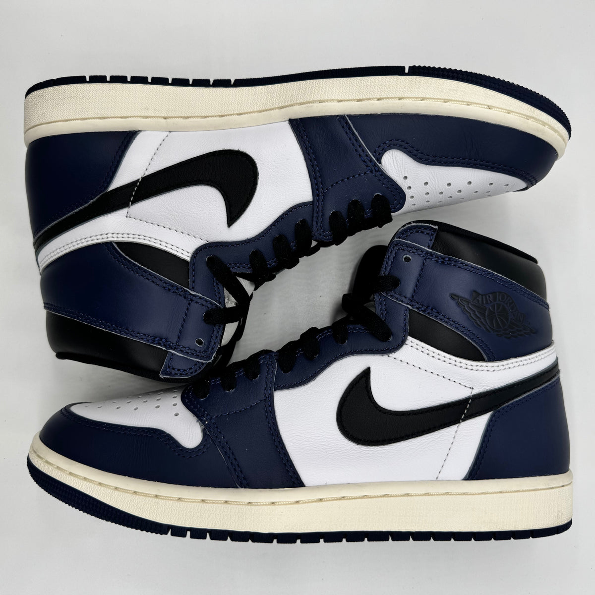 Jordan 1 High OG Midnight Navy