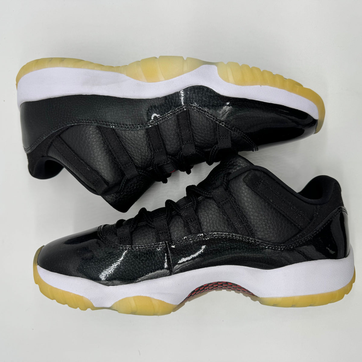 Jordan 11 Low 72-10