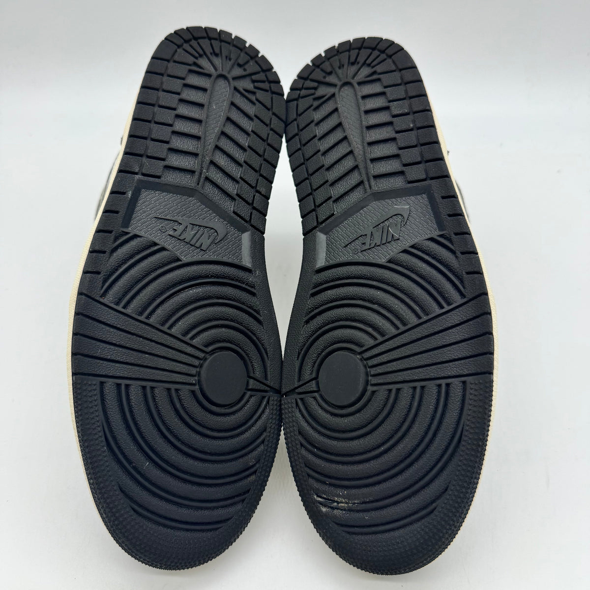 Jordan 1 High OG Washed Black