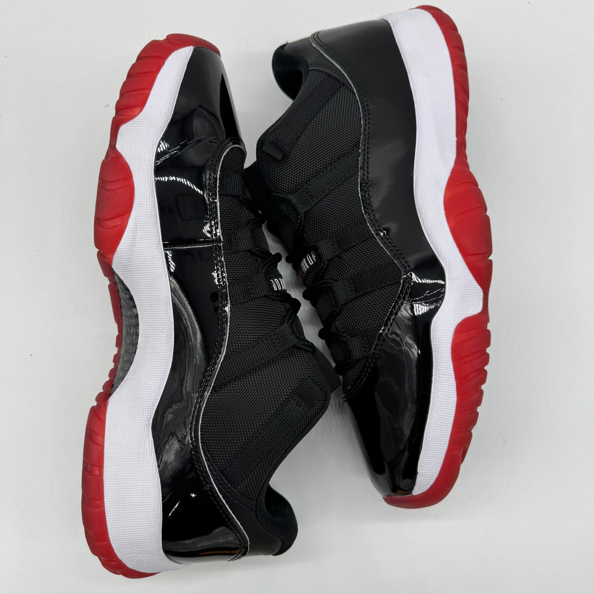 Jordan 11 Low Bred (2025)