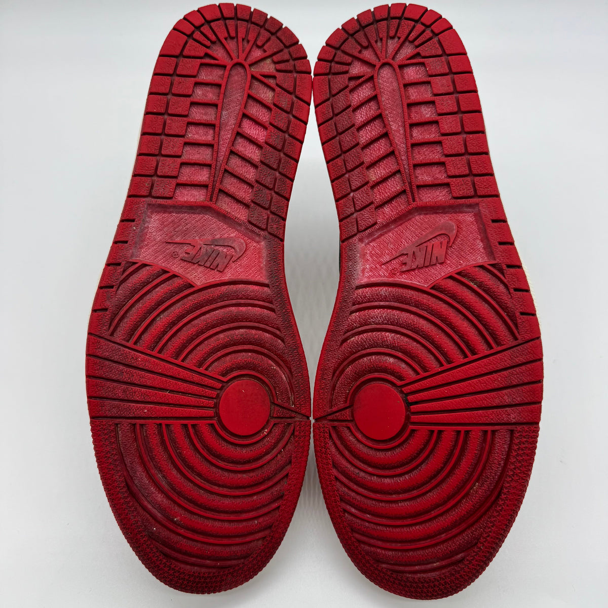 Jordan 1 High OG Chicago Lost and Found