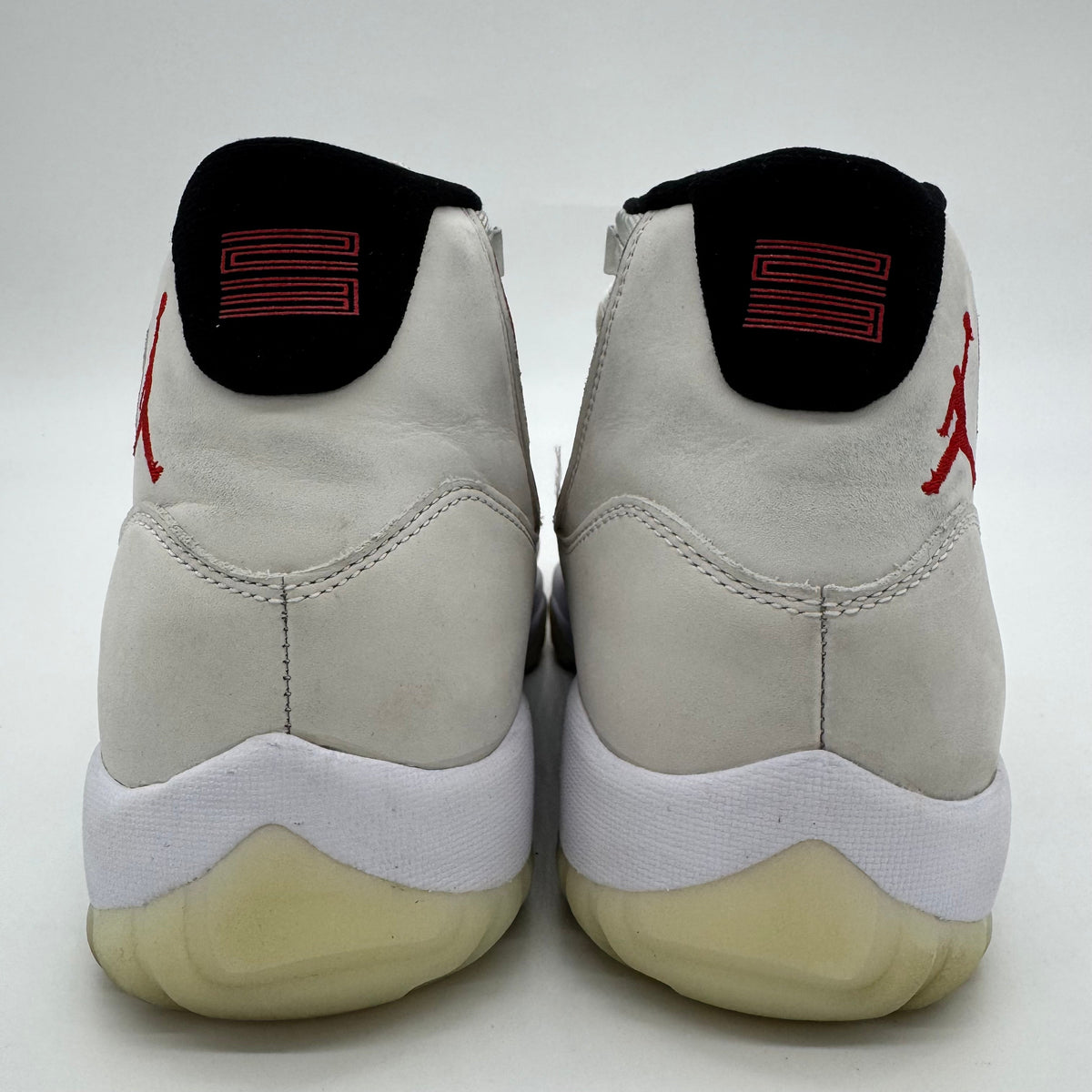 Jordan 11 Platinum Tint