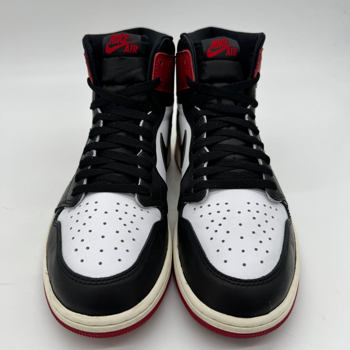 Jordan 1 High OG Black Toe Reimagined