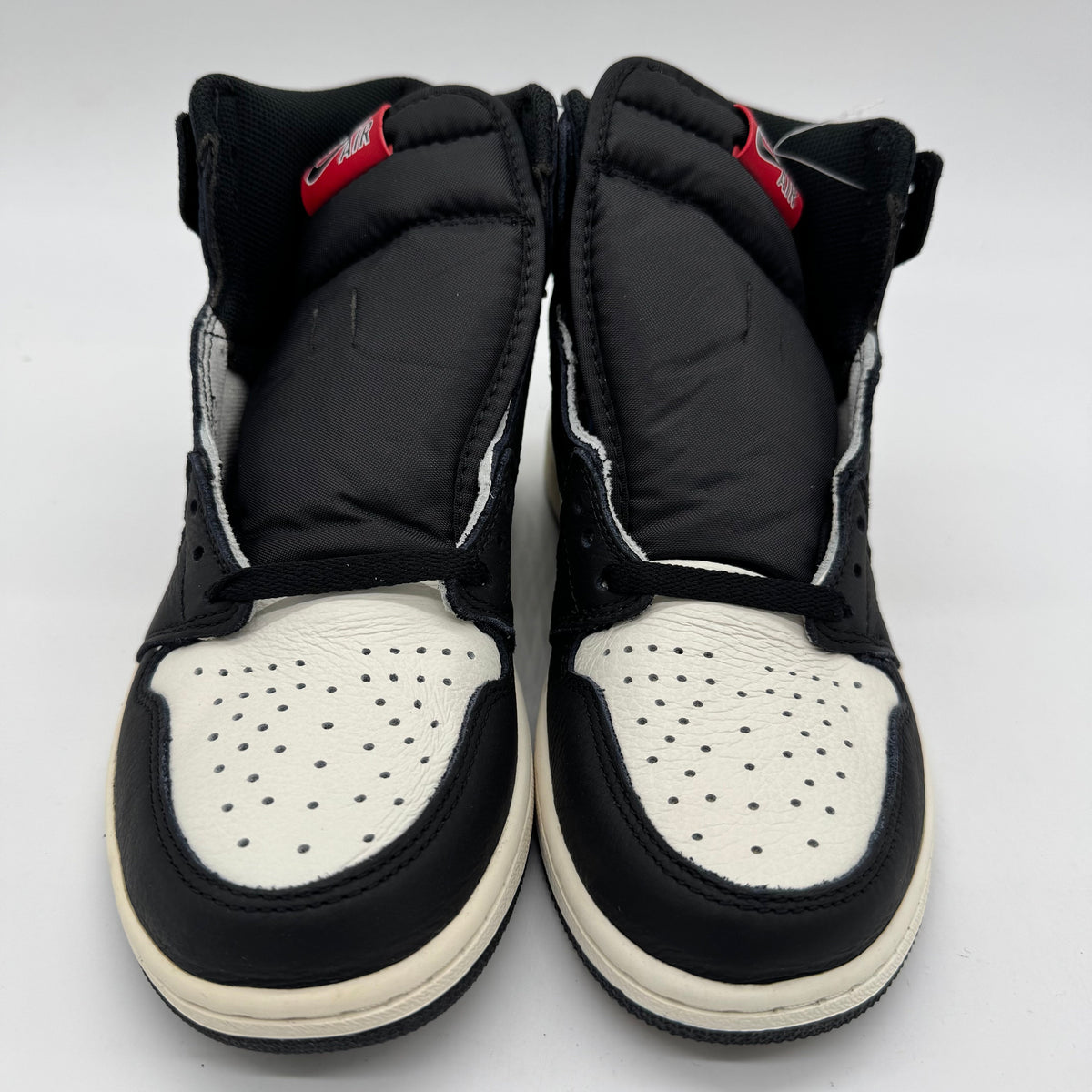 Jordan 1 High Sports Illustrated (A Star is Born)