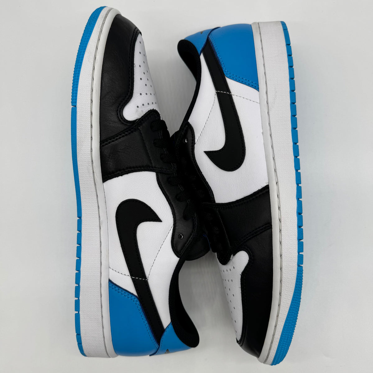 Jordan 1 Low OG Black Dark Powder Blue
