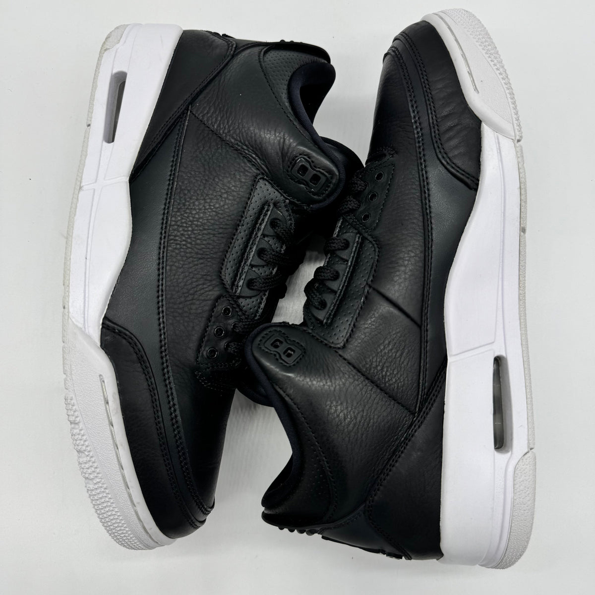 Jordan 3 Cyber Monday (2016)