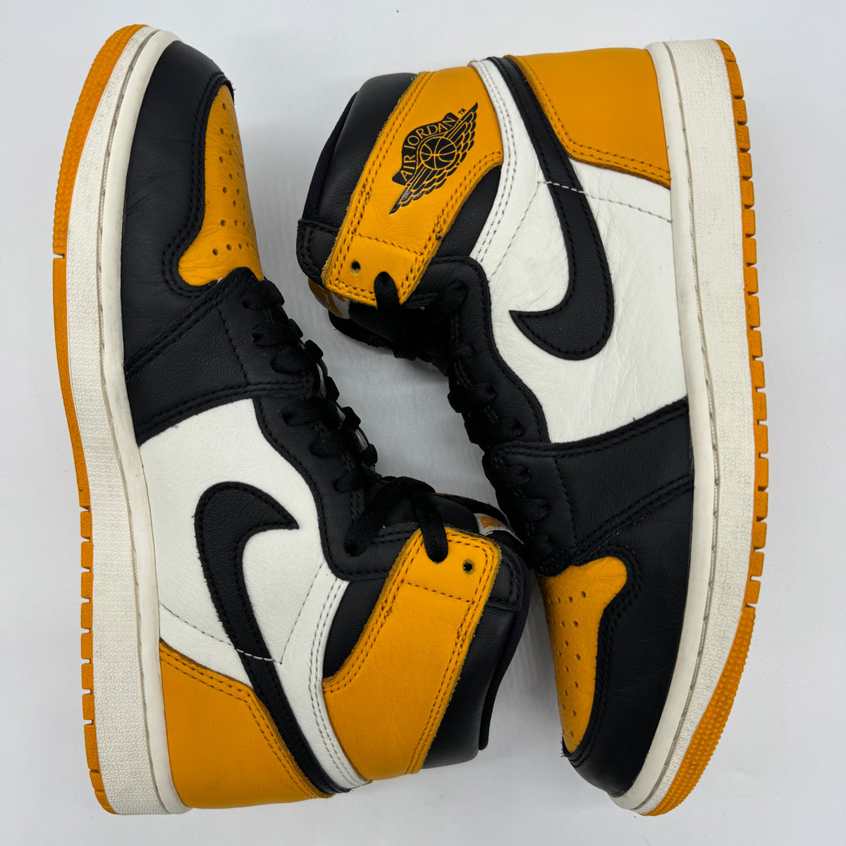 Jordan 1 High OG Taxi