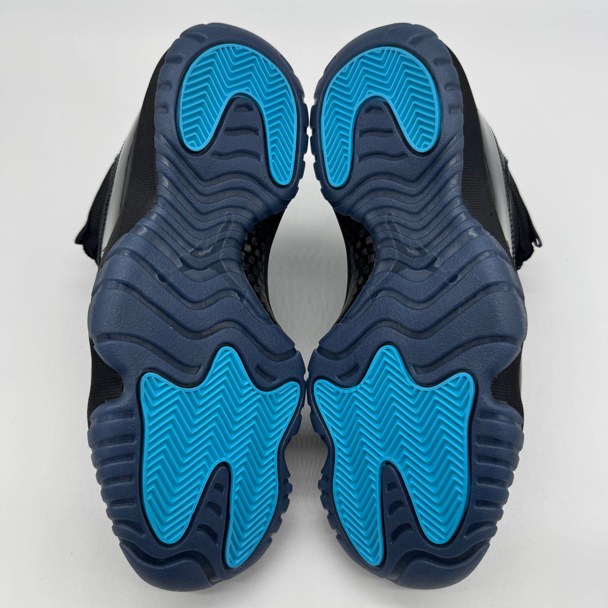 Jordan 11 Gamma Blue (2025)
