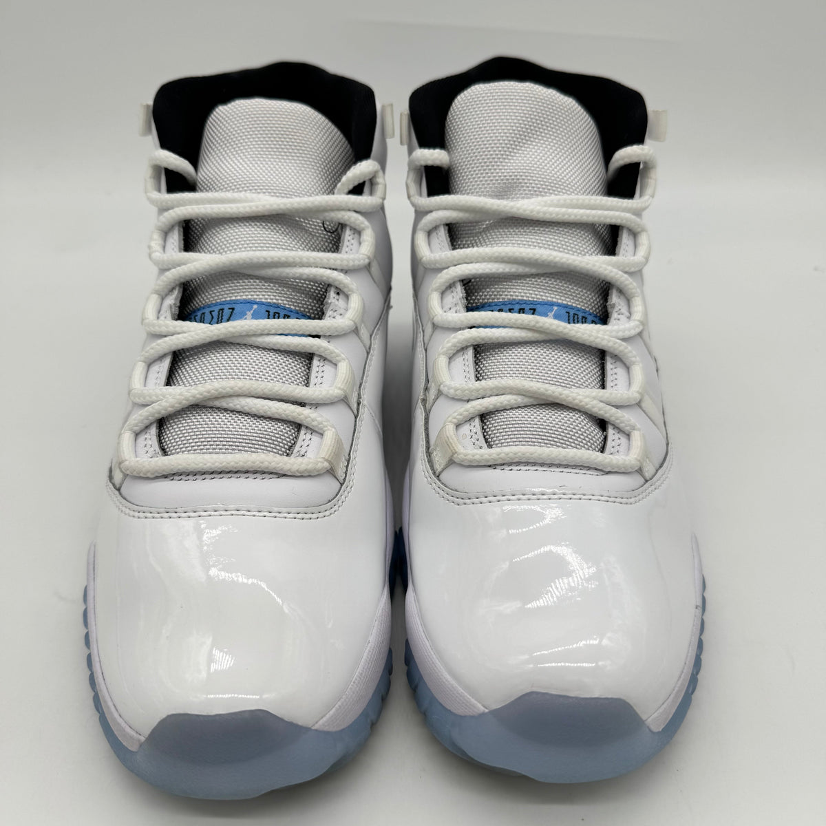 Jordan 11 Legend Blue (2024)
