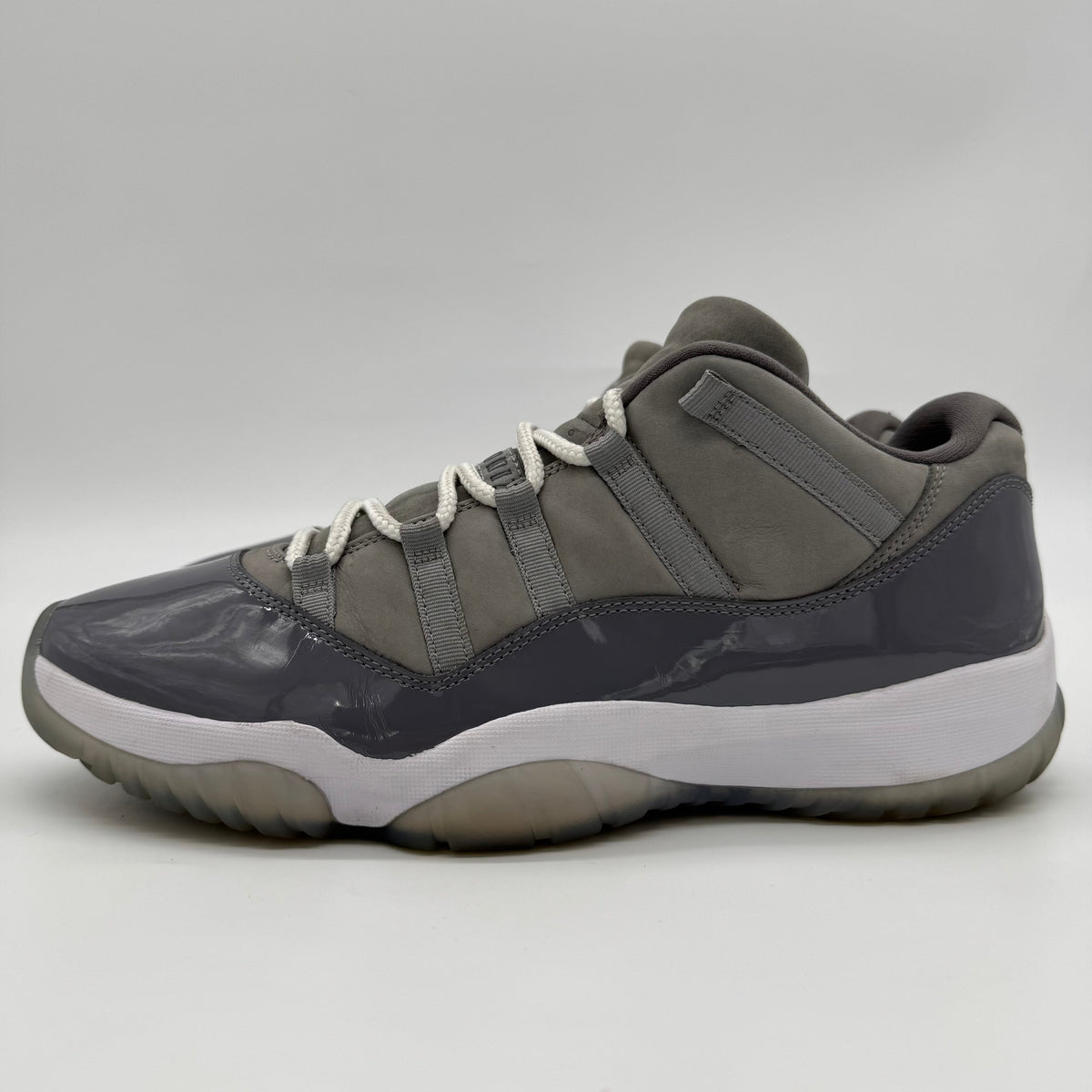 Jordan 11 low Cool Grey