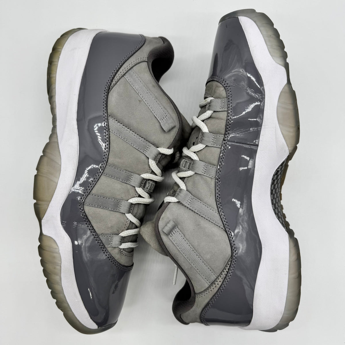 Jordan 11 low Cool Grey