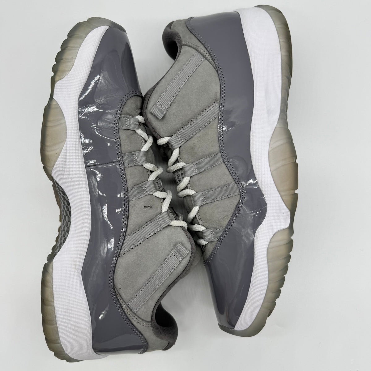 Jordan 11 low Cool Grey
