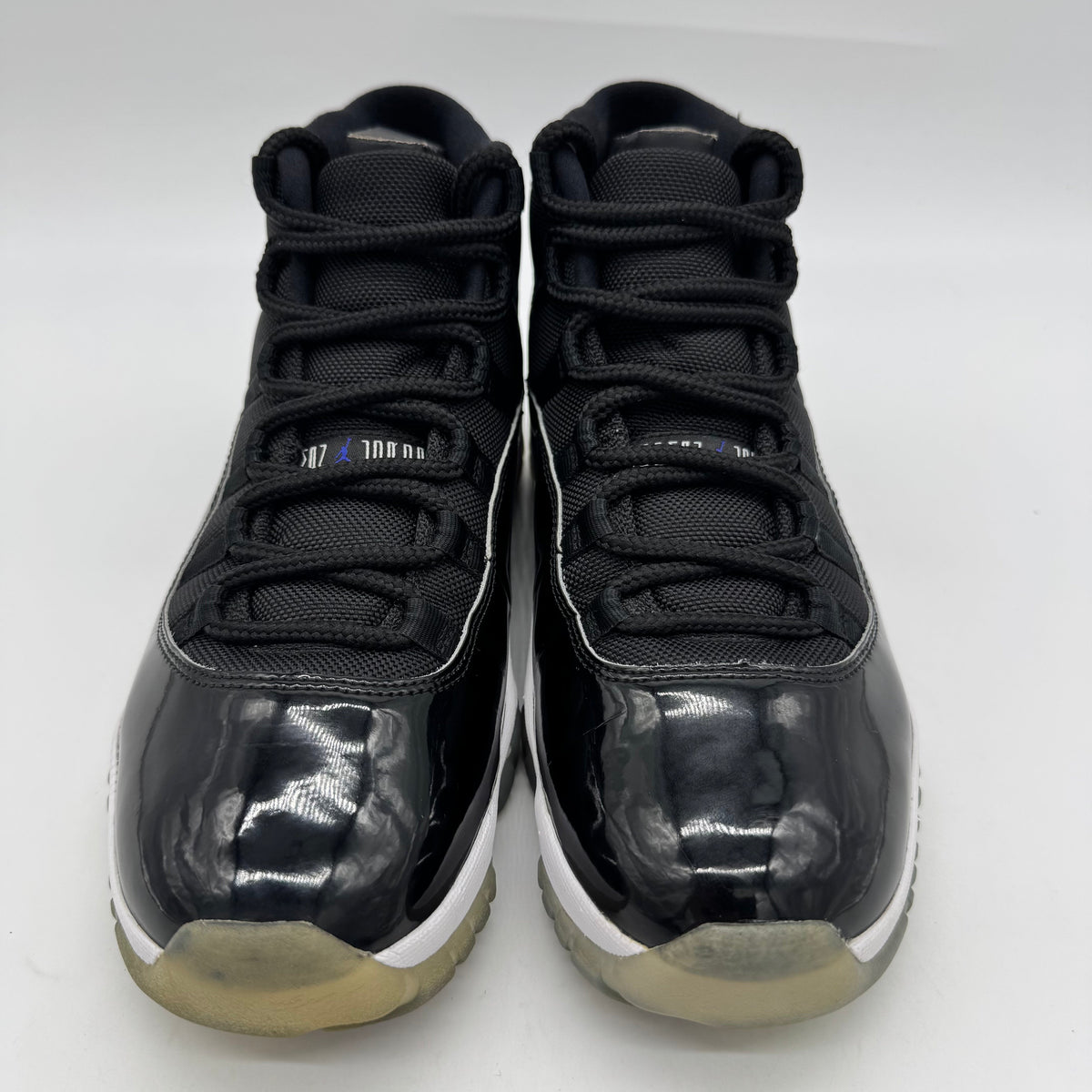 Jordan 11 Space Jam (2016)