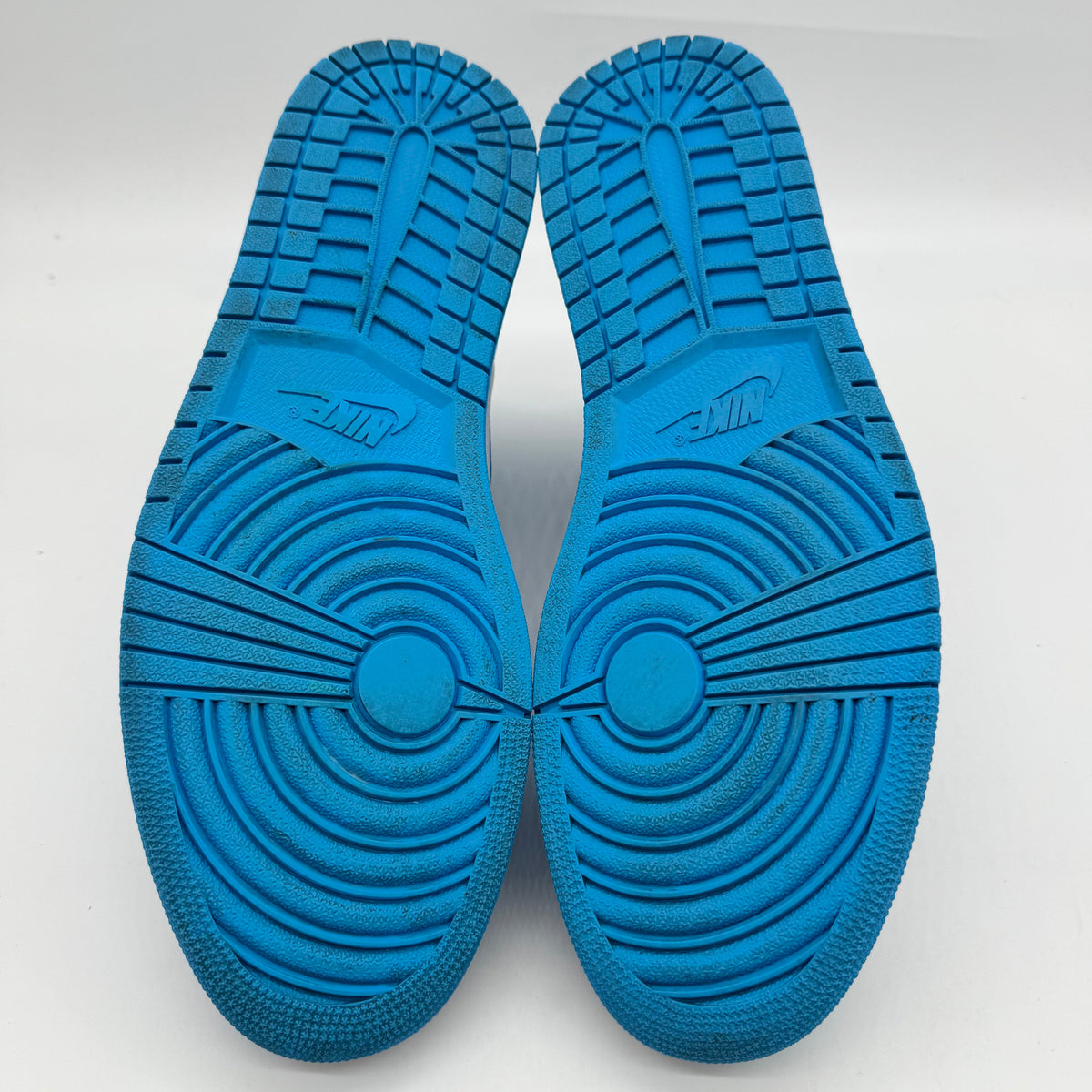 Jordan 1 High OG UNC