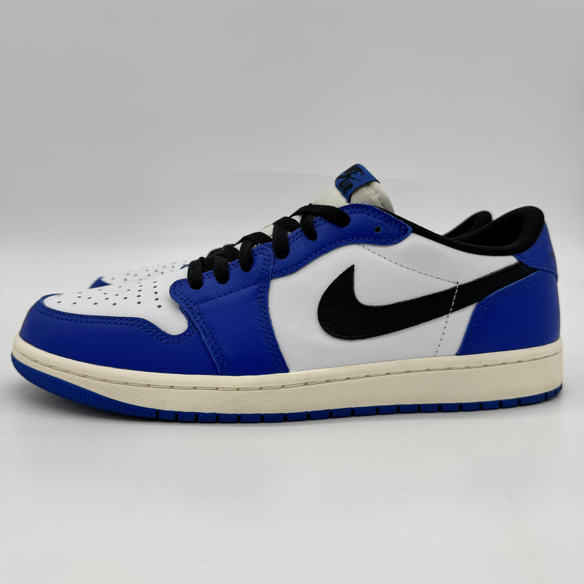 Jordan 1 Low OG Game Royal