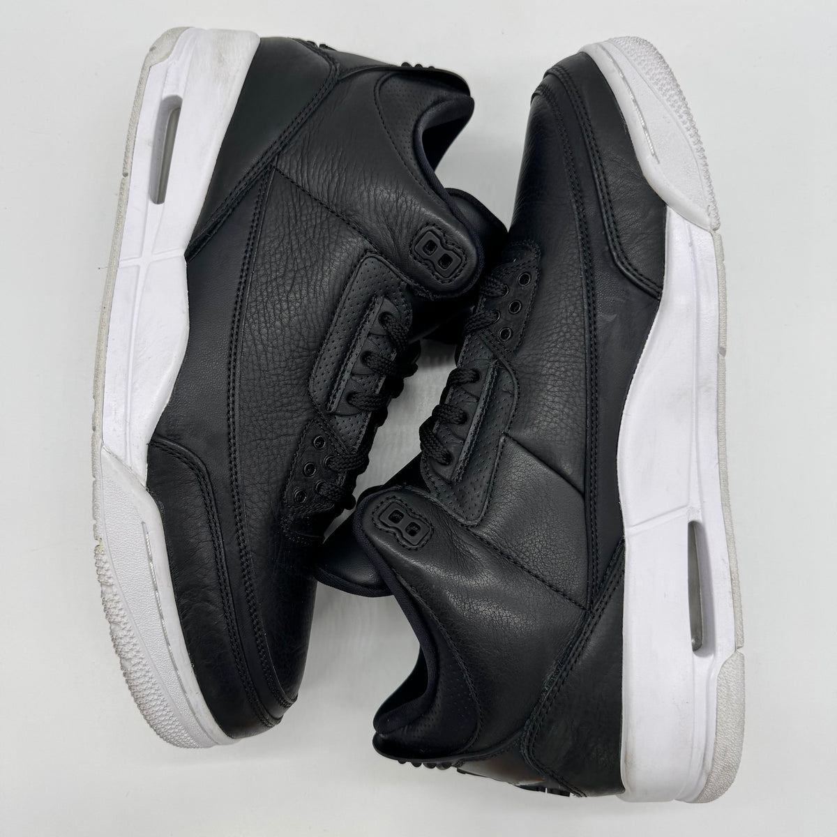 Jordan 3 Cyber Monday (2016)