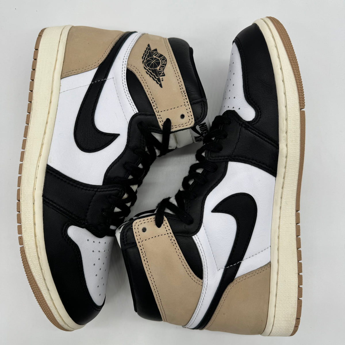 Jordan 1 High OG Latte (Women's)