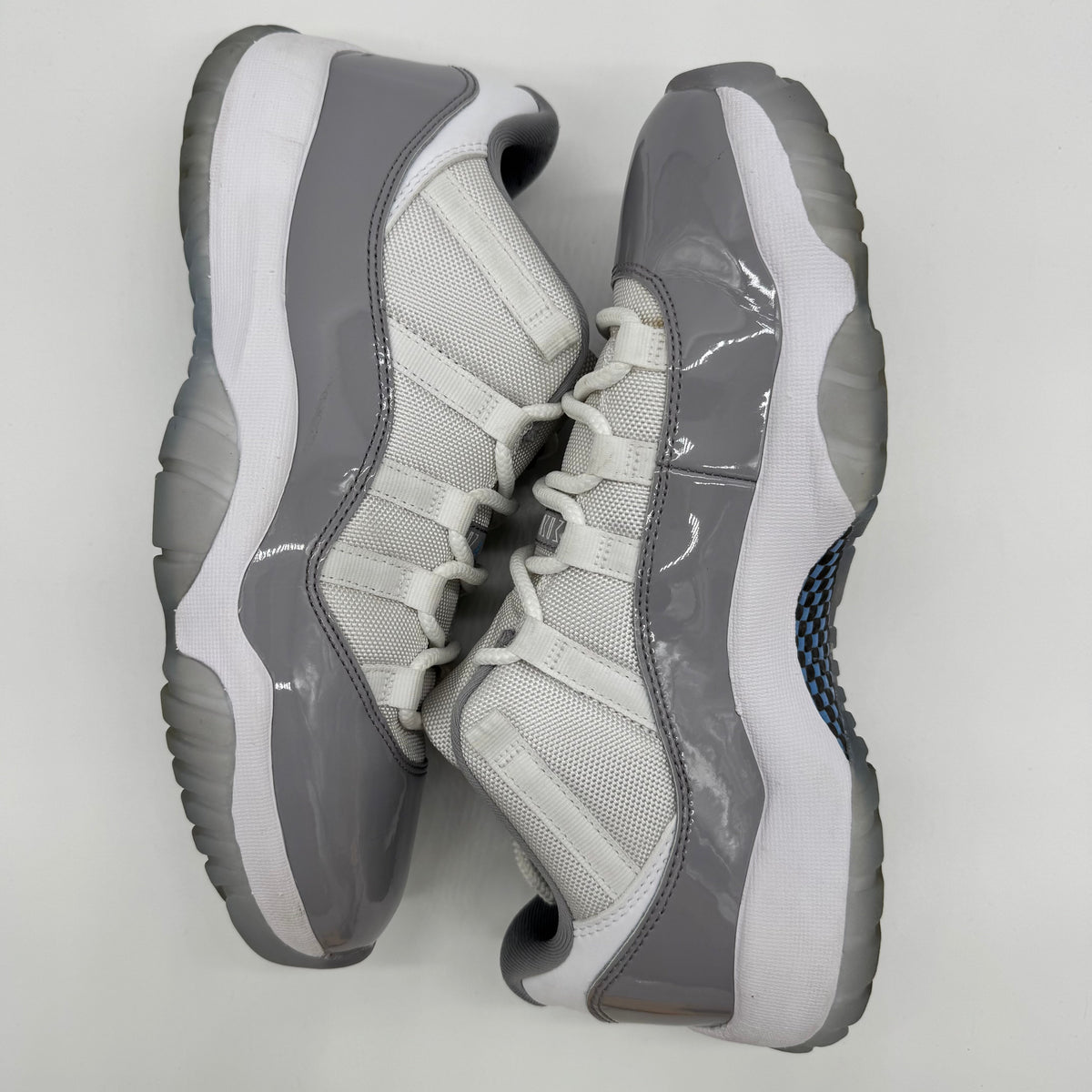 Jordan 11 Low Cement Grey