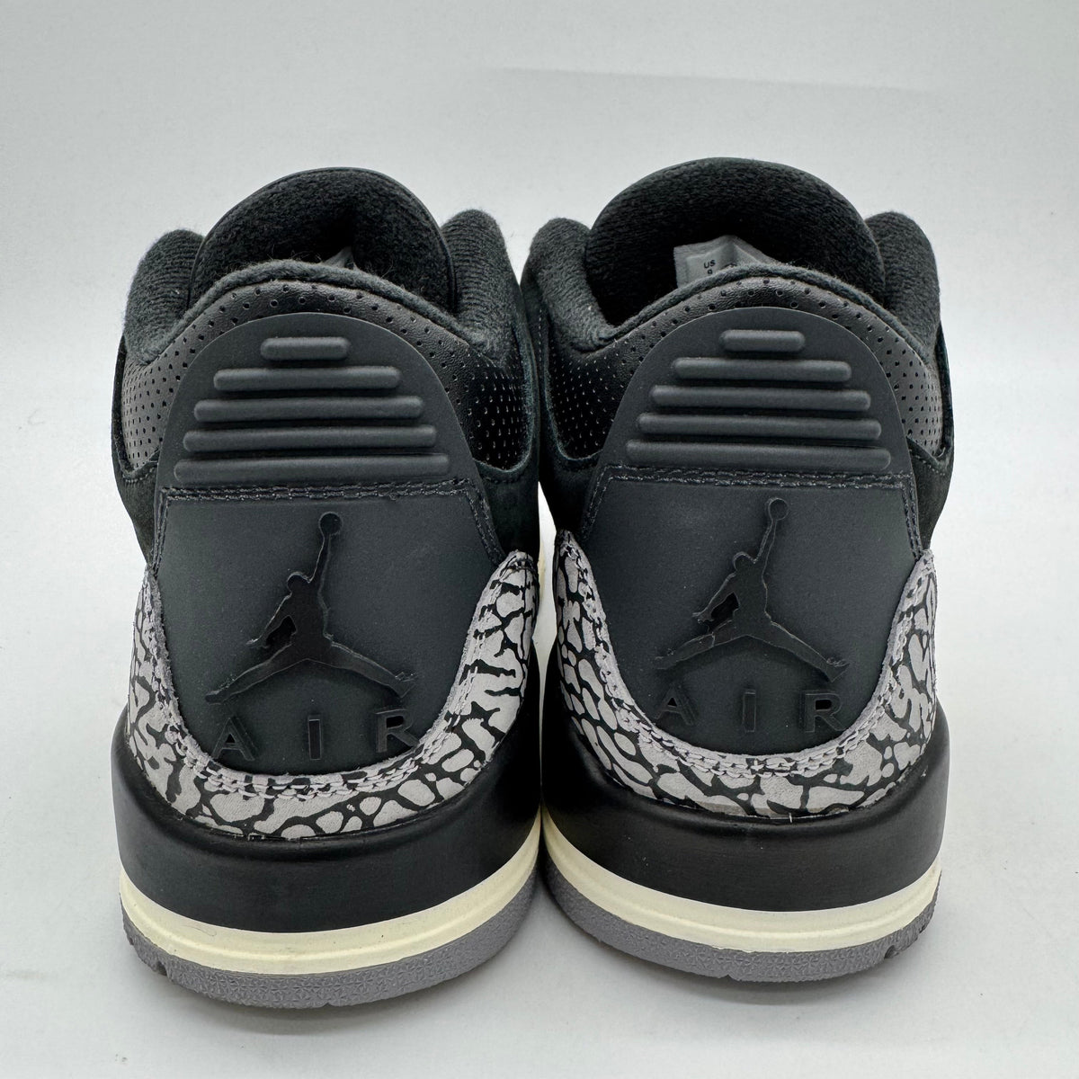 Jordan 3 Off Noir (Women's)