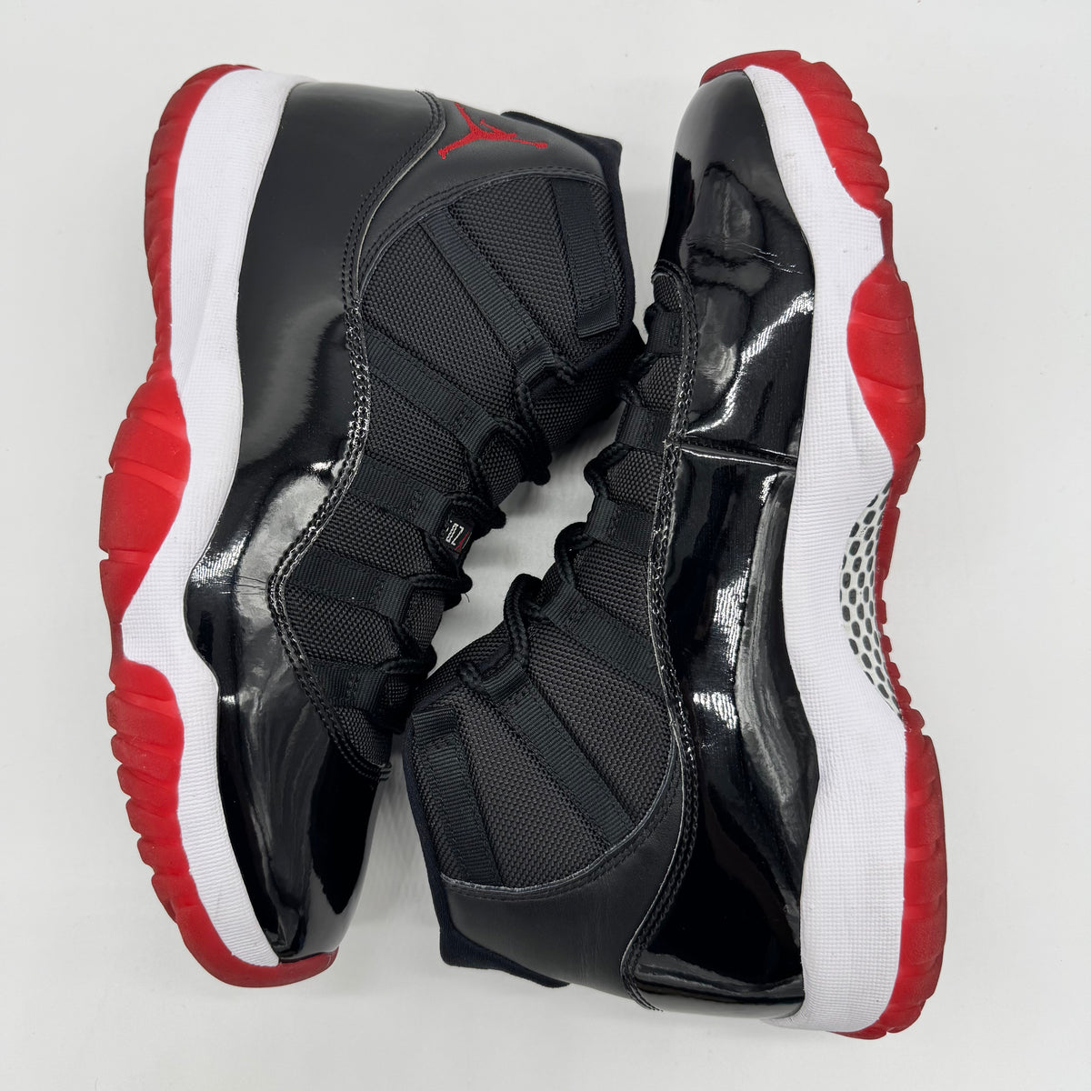 Jordan 11 Playoffs Bred (2019)