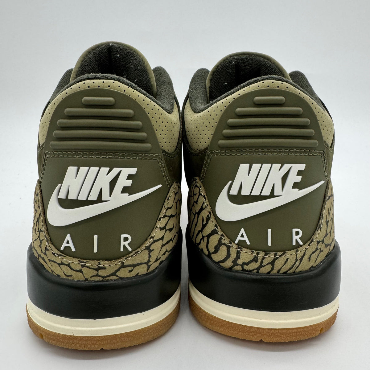 Jordan 3 Family Affair