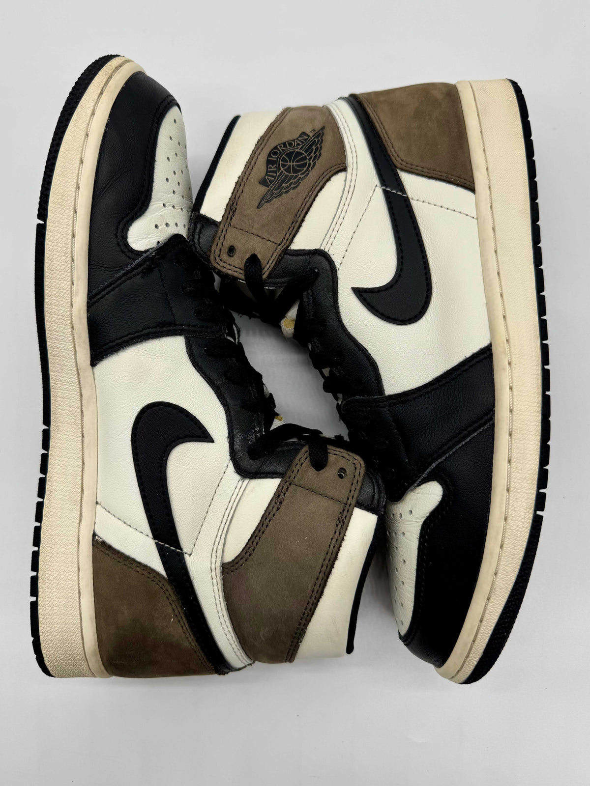 Jordan 1 High Dark Mocha