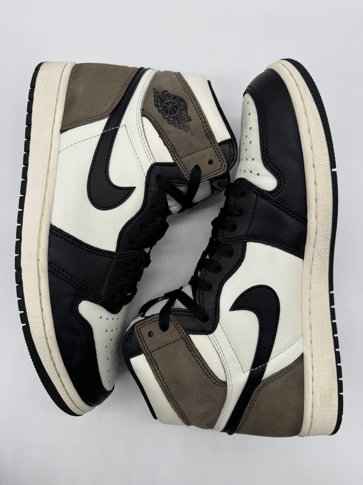 Jordan 1 High Dark Mocha