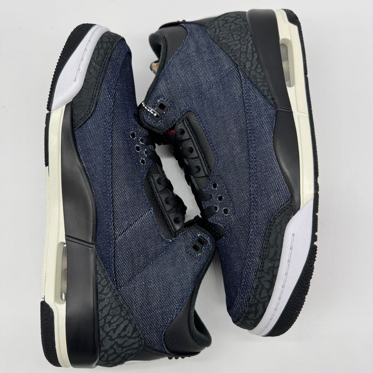 Jordan 3 Levi's Indigo
