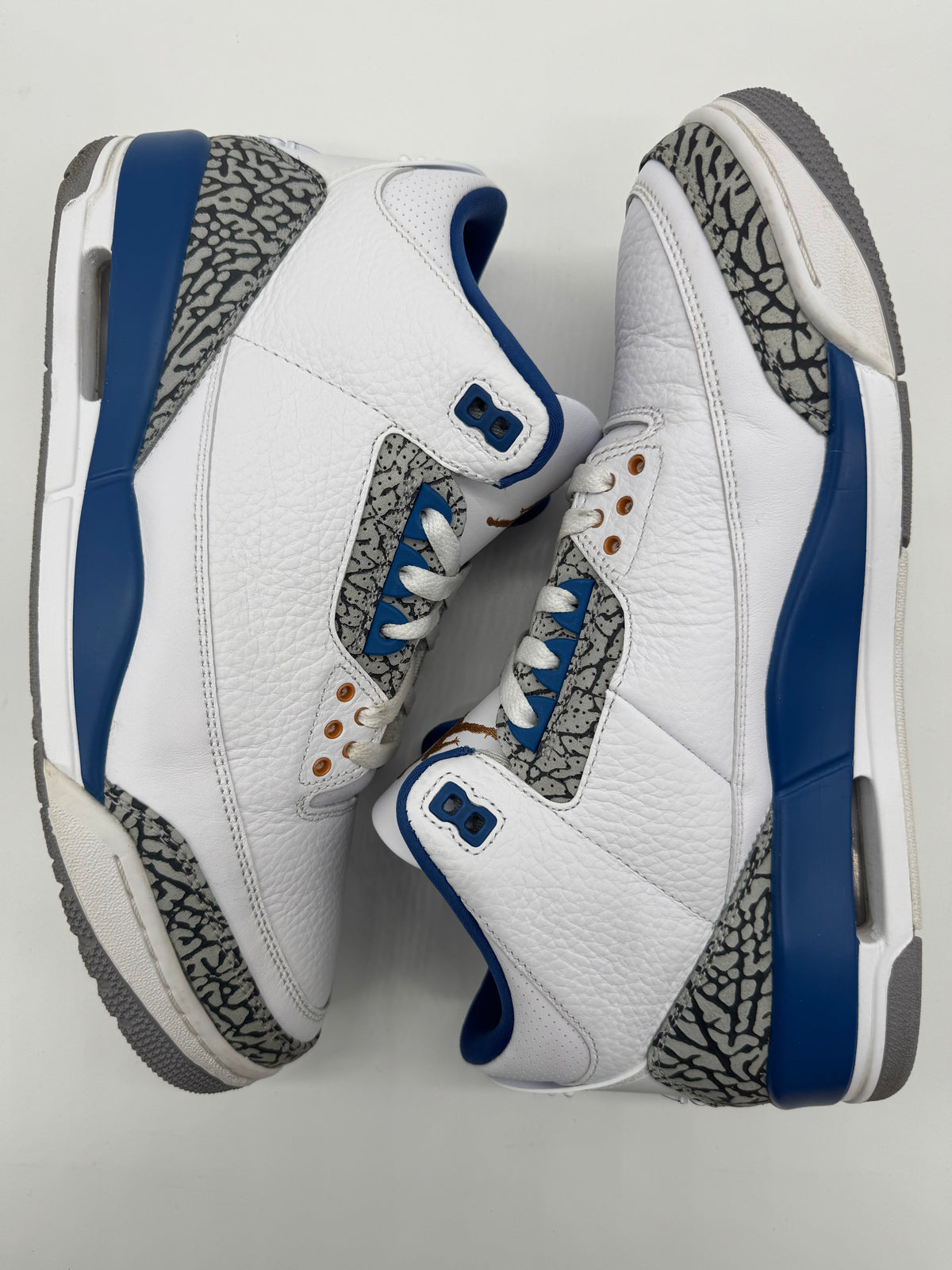 Jordan 3 Wizards