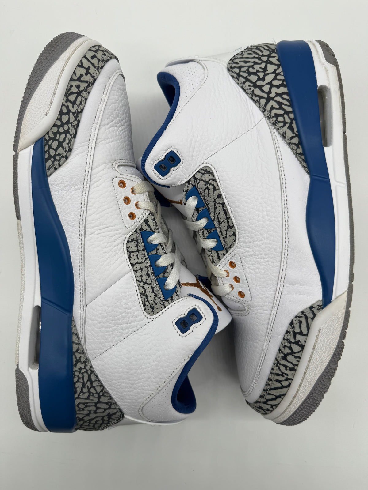 Jordan 3 Wizards