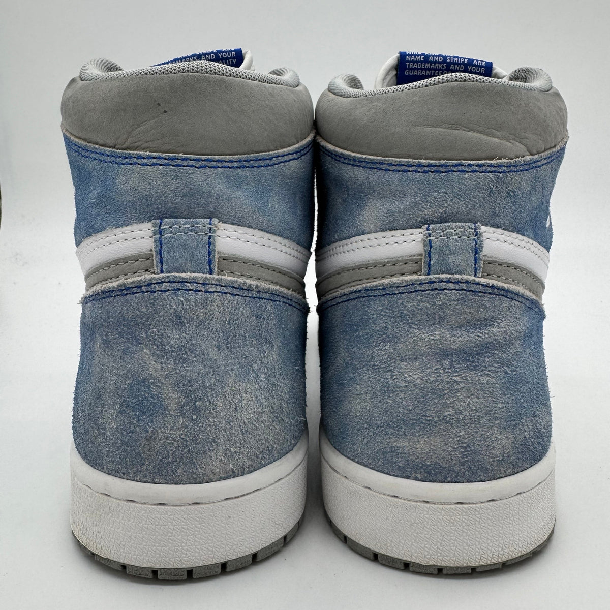 Jordan 1 High Hyper Royal Smoke Grey