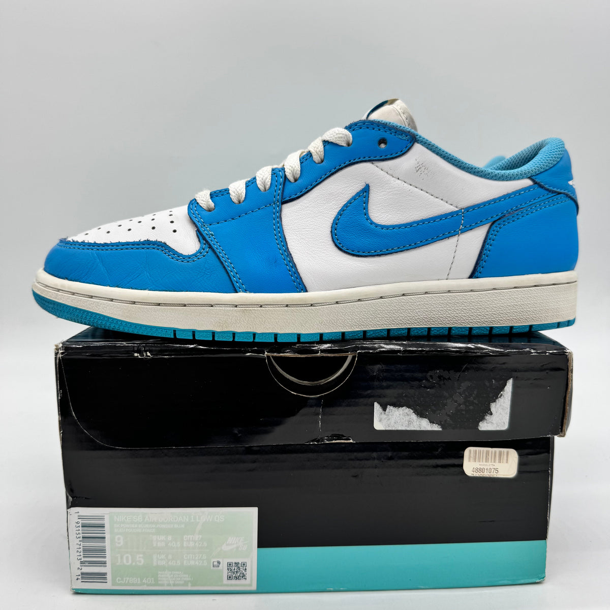 Jordan 1 Low SB UNC