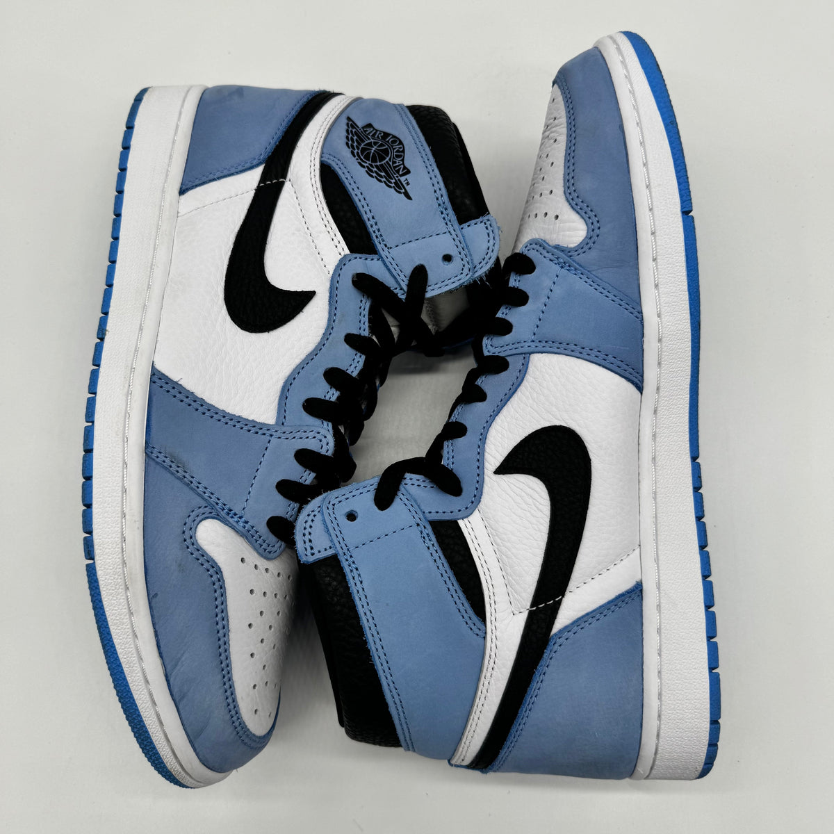 Jordan 1 High OG University Blue