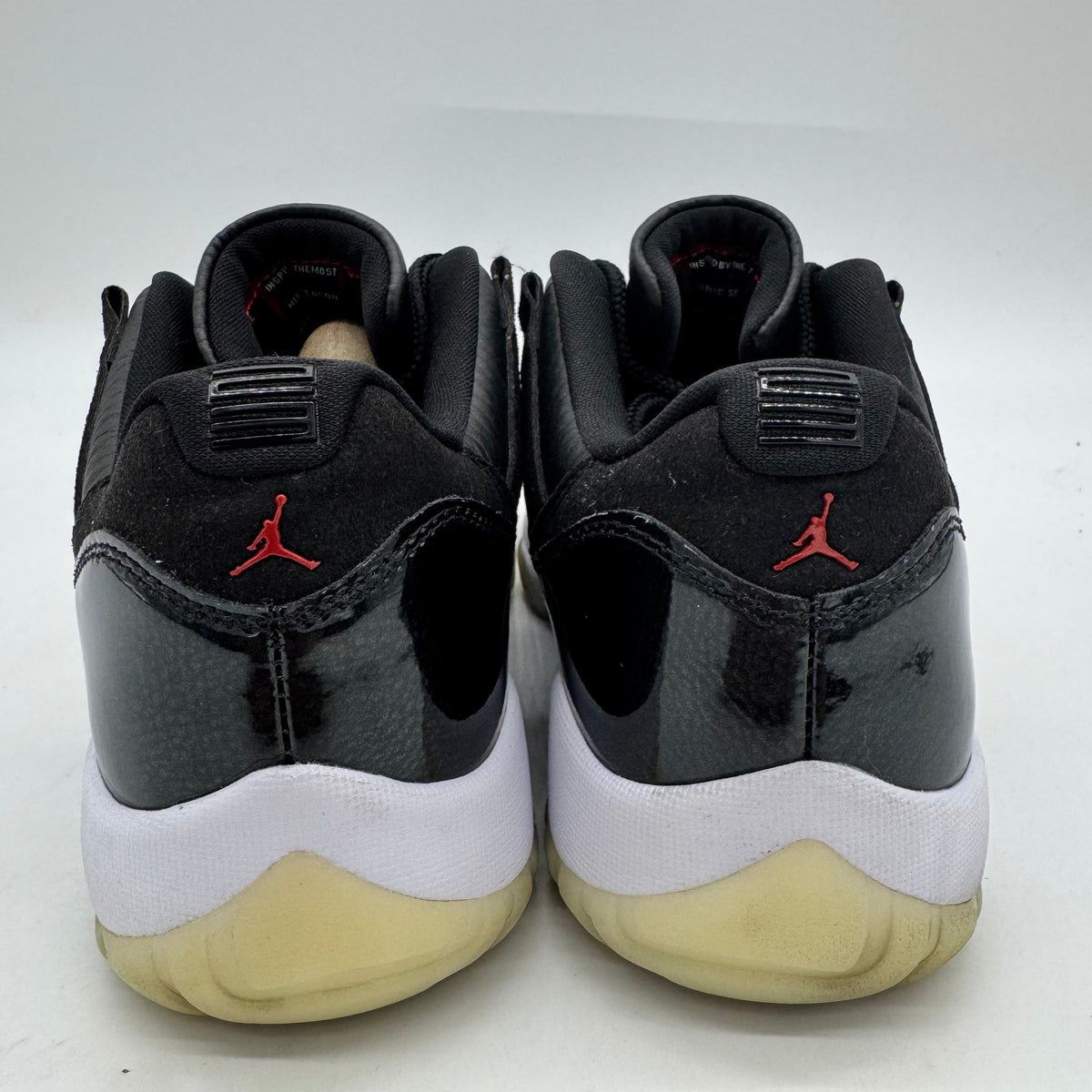 Jordan 11 Low 72-10
