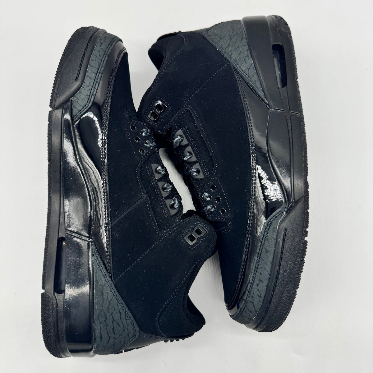 Jordan 3 Black Cat (2025)