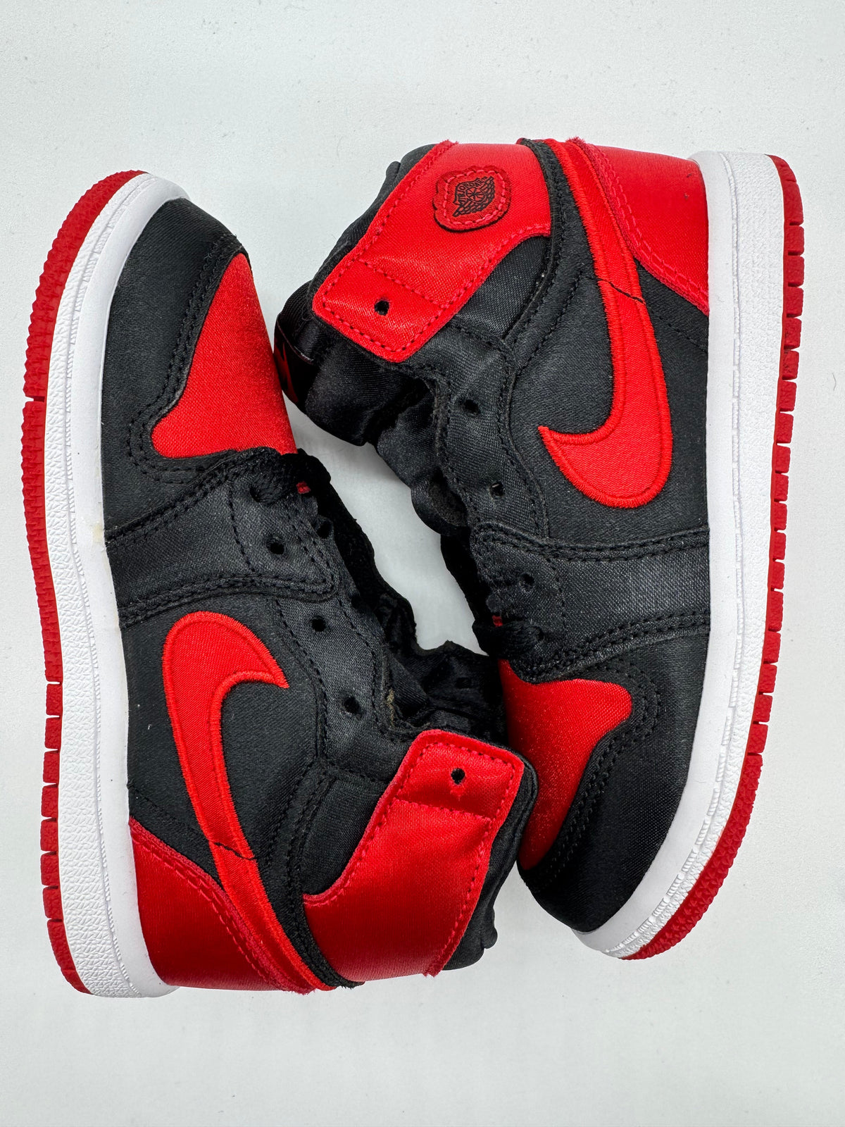 Jordan 1 High Satin Bred
