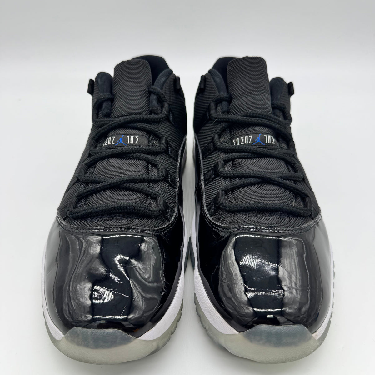 Jordan 11 Low Space Jam