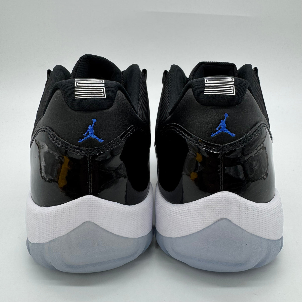 Jordan 11 Low Space Jam
