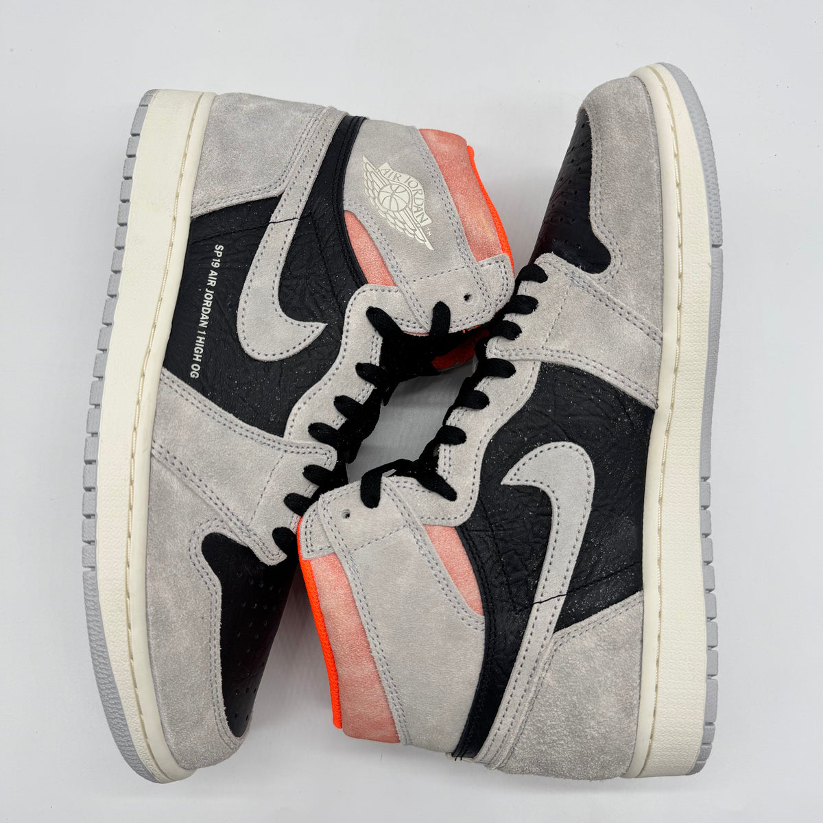 Jordan 1 High Neutral Grey Hyper Crimson