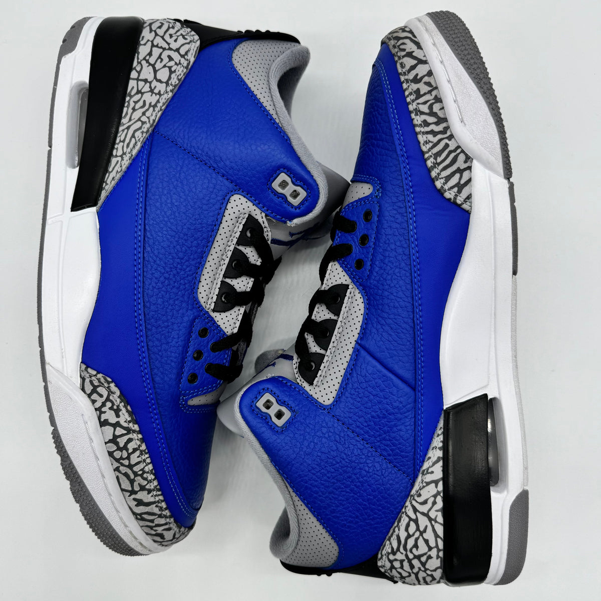 Jordan 3 Varsity Royal Cement