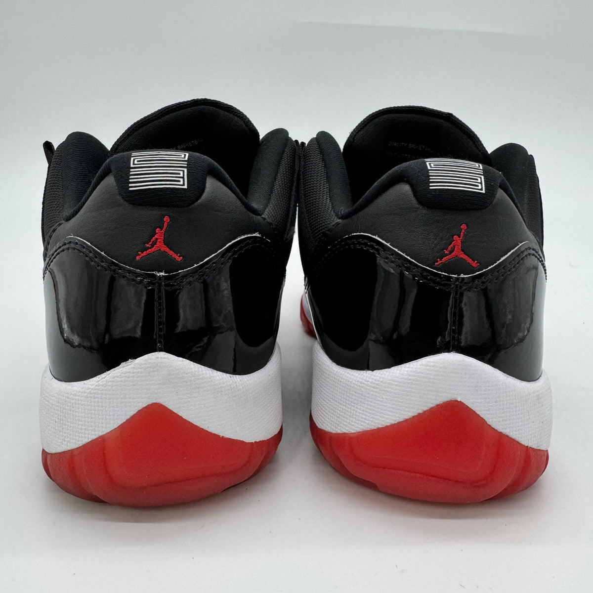 Jordan 11 low Bred (2025)
