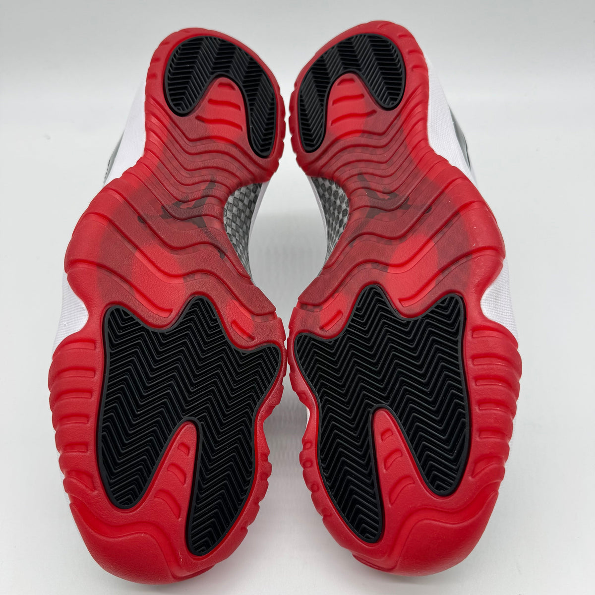 Jordan 11 Low Concord Bred
