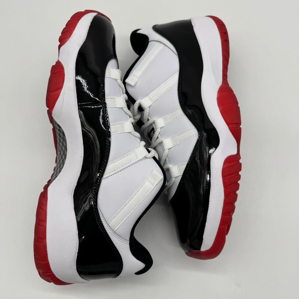 Jordan 11 Low Concord Bred