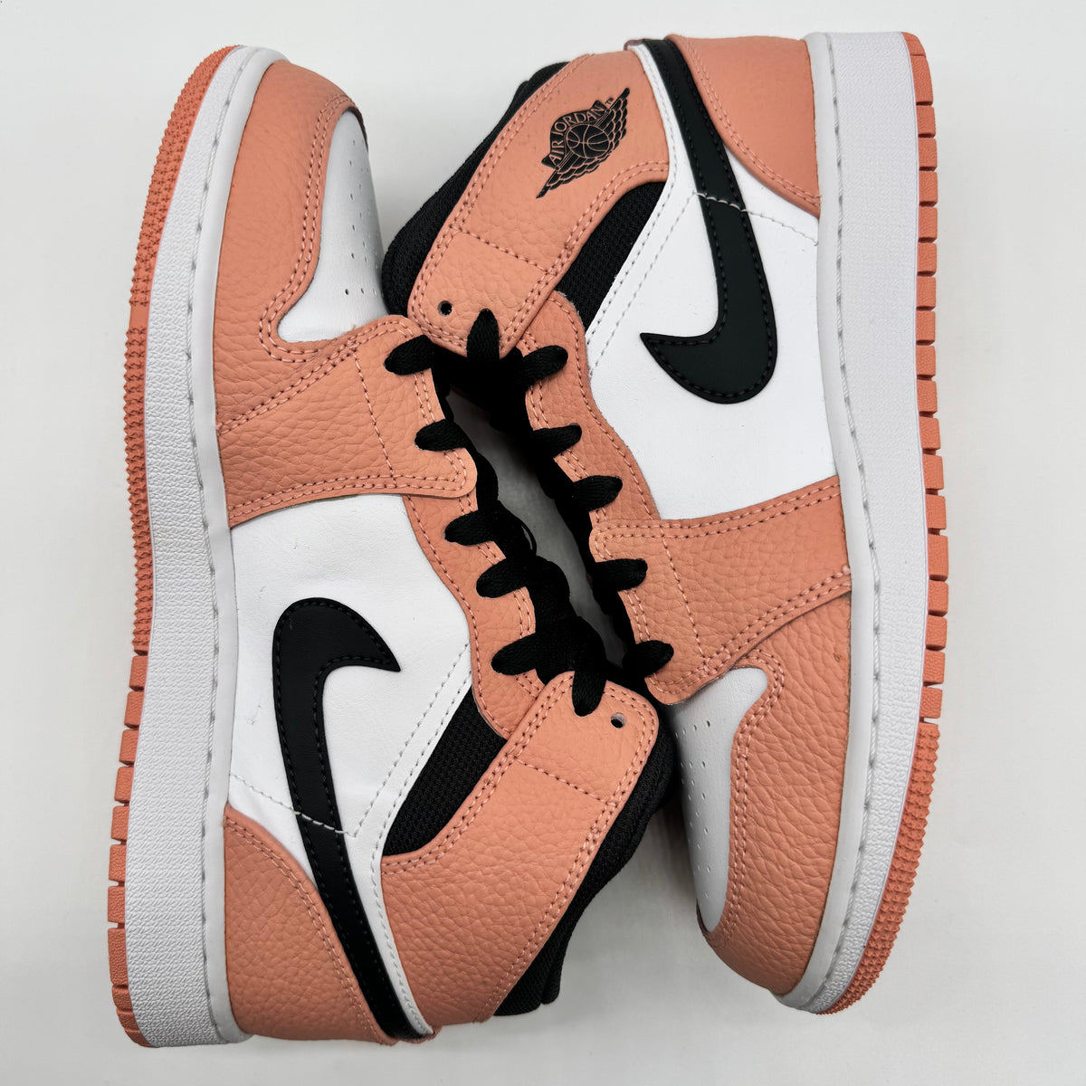 Jordan 1 Mid Pink Quartz (GS)