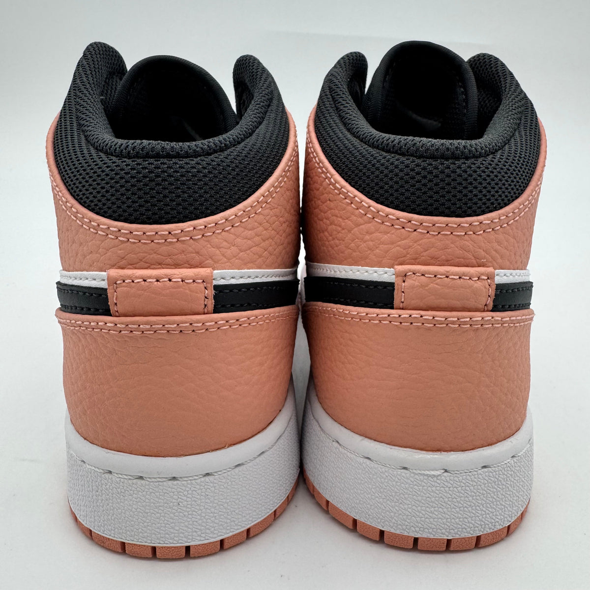 Jordan 1 Mid Pink Quartz (GS)