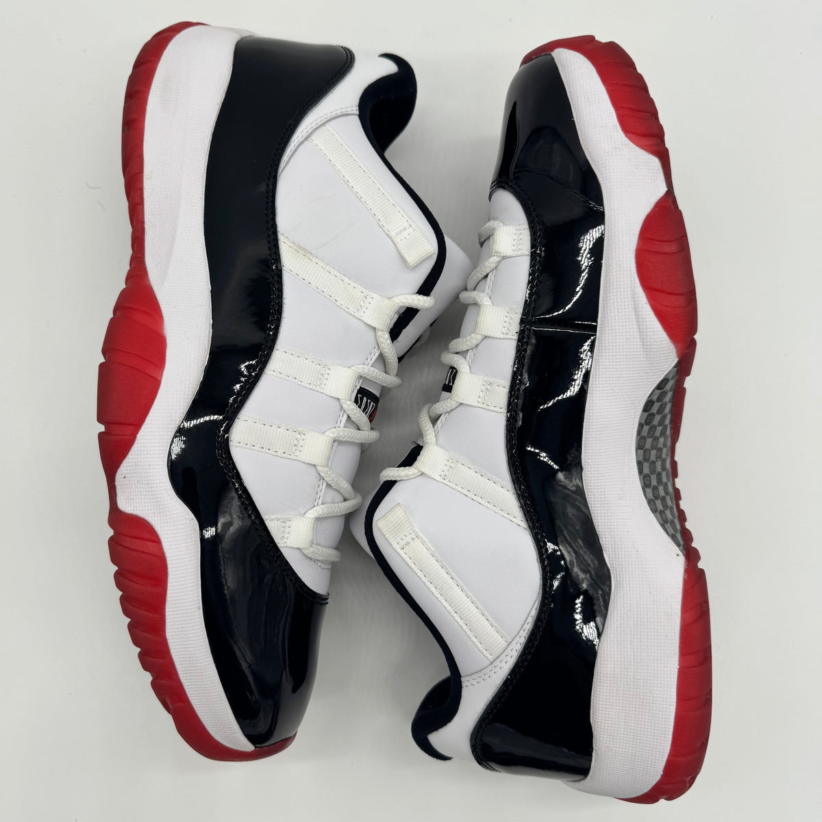 Jordan 11 Low Concord Bred