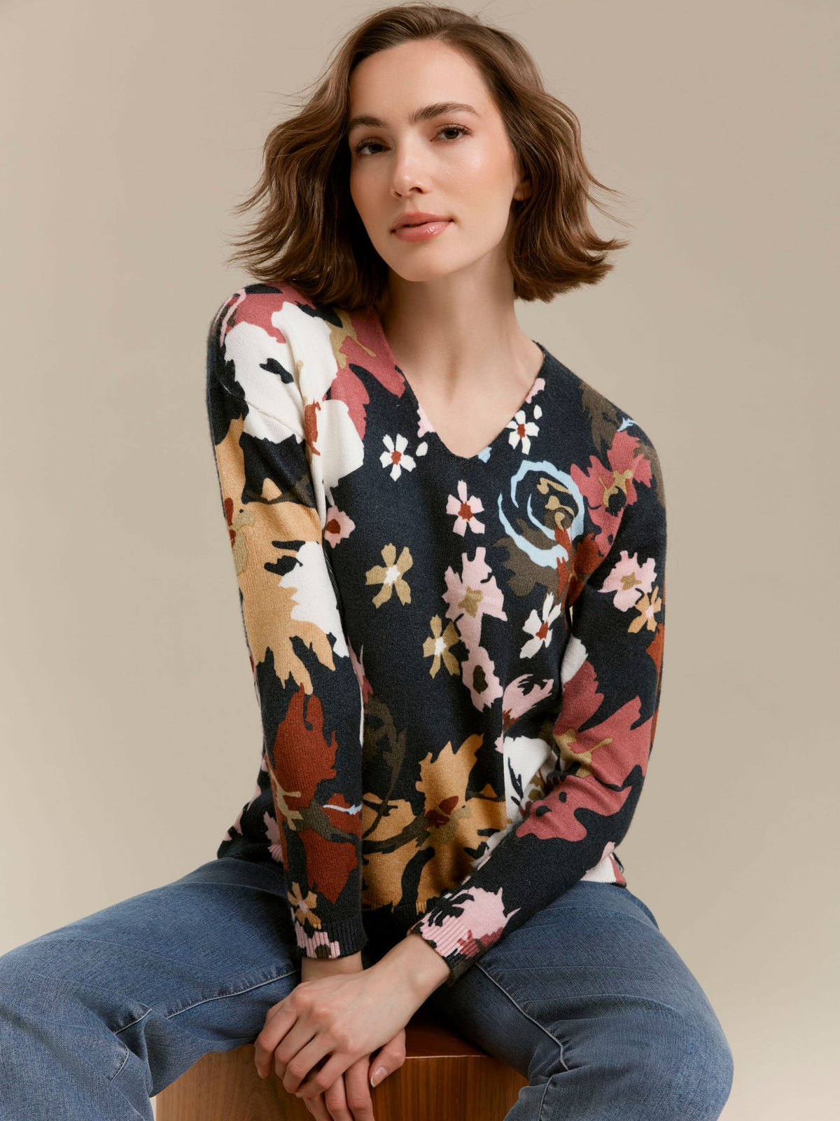 Printed Plush Knit V-Neck Sweater - Bloom