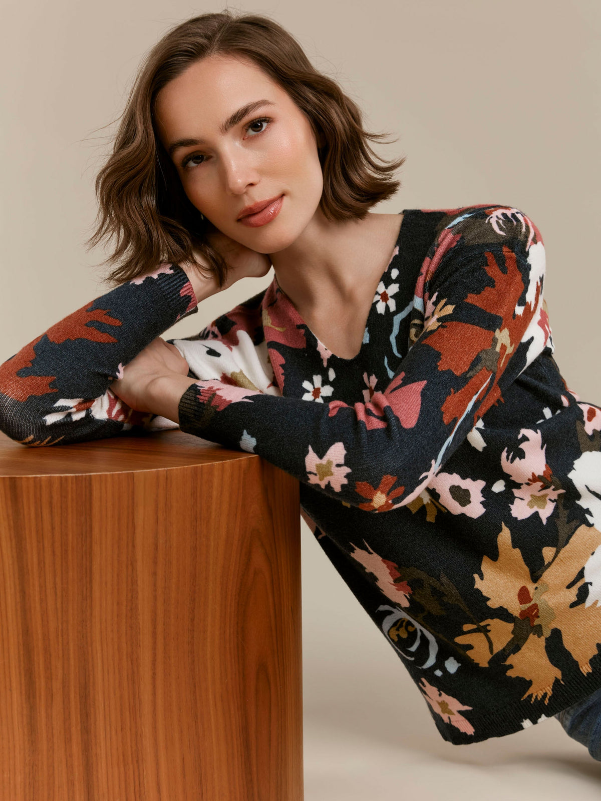 Printed Plush Knit V-Neck Sweater - Bloom